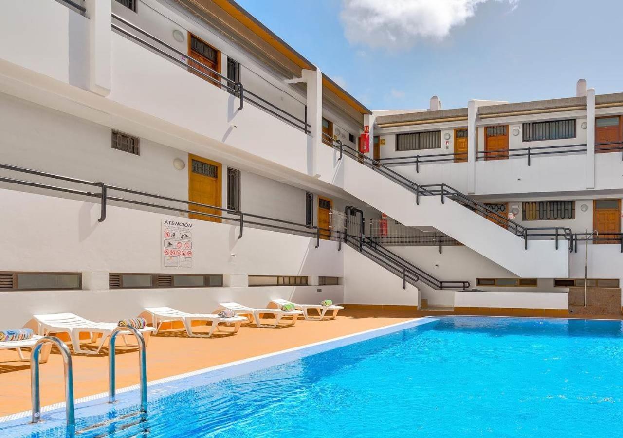 Stylish Flat And Pool With 3 Rooms, Sleeps 6, Los Cristianos ロスクリスティアーノス エクステリア 写真